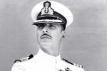 Rustom, Rustom, akshay kumar surprises with his new look, Nimrat kaur