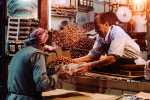iftar, are dates fattening, health benefits of eating dates during ramadan, Break a fast
