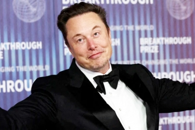 Elon Musk to emerge as World&#039;s First Trillionaire