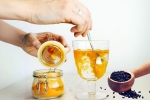 Haldi Kalonji Water, Haldi Kalonji Water benefits, how haldi kalonji water helps to ease menstrual discomfort, Wellness