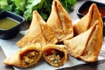Chana Paneer Samosa process, Chana Paneer Samosa fry, high protein chana paneer samosa preparation, K pop