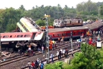 Balasore Train Accident rescue operations, Bahanaga train accident, massive train crash in odisha 290 killed and 900 people injured, Railway minister