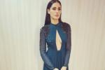 Nargis Fakhri navel show, Banjo, nargis fakhri asked to pin up her dress, Uday chopra