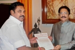 top stories, Palaniswami took oath as CM of Tamil Nadu, palaniswami sworn as cm of tamil nadu, Roja