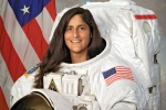 Sunita Williams Indian American Astronaut, Sunita Williams Indian American Astronaut, sunita williams 7 interesting facts about indian american astronaut, Bhagavad gita Sunita Williams Indian American Astronaut, Sunita Williams Indian American Astronaut, sunita williams 7 interesting facts about indian american astronaut, Bhagavad gita