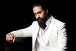 Geethu Mohandas, Yash Toxic budget, bollywood beauty to romance yash, Ramayana